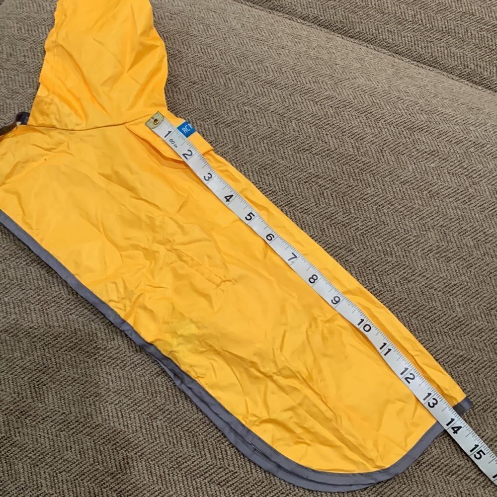 Small Dog or Cat Packable Yellow Raincoat. - Picture 3 of 7